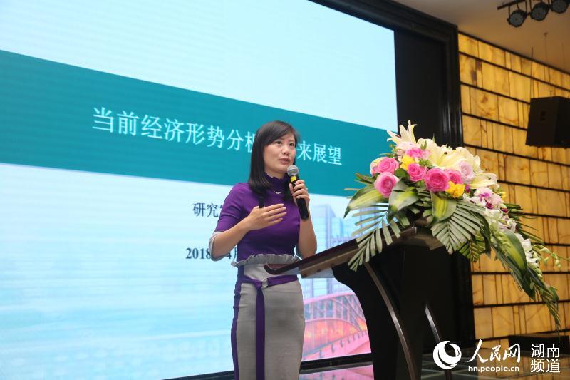 奥门一肖一码一中一,动态解读分析_影音版36.586