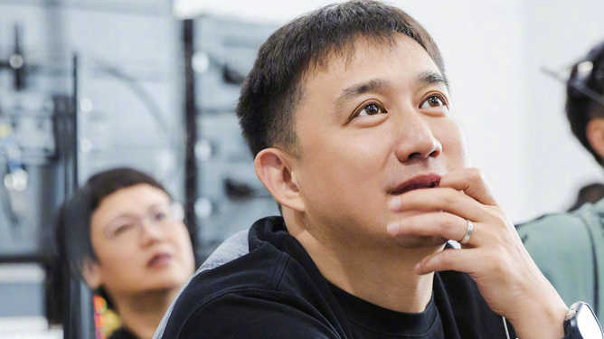 黄磊回应热搜体质，探索大自然美景，心态坦然无惧热议风波