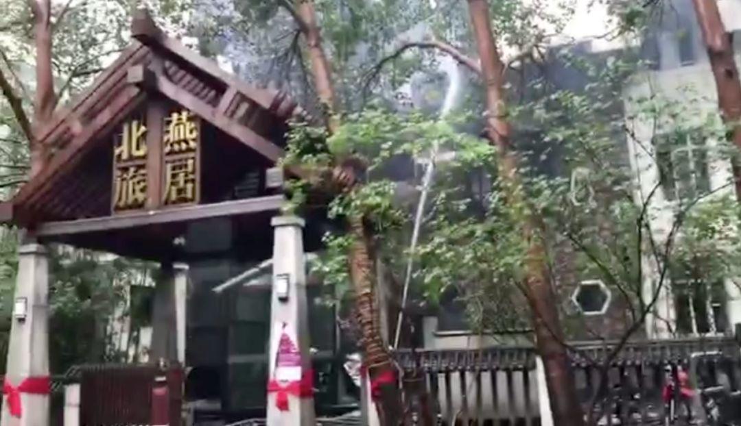 哈尔滨居民楼突发火灾事件，应对指南与应对技巧