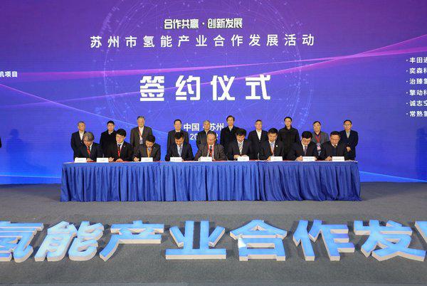 最新税徽引领高科技重塑税收，科技与生活共舞的新篇章