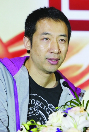刘军洛最新动态，时代背景下的瞩目焦点人物