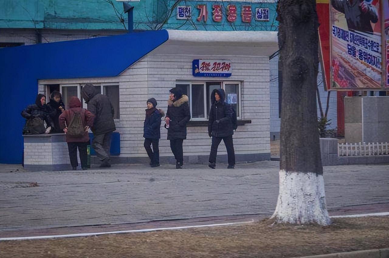 朝鲜牡丹峰最新视频，小巷特色小店探秘之旅