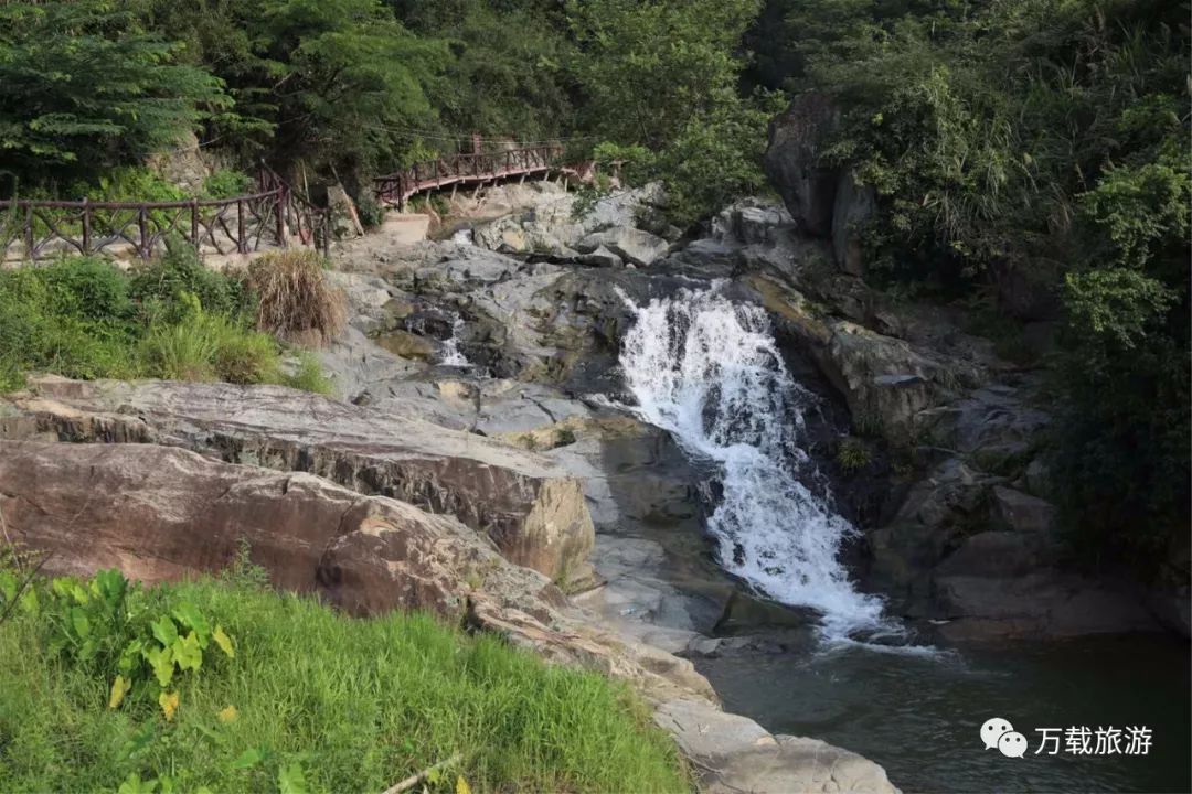 万载最新新闻，自然美景之旅，探寻内心平和的旅程