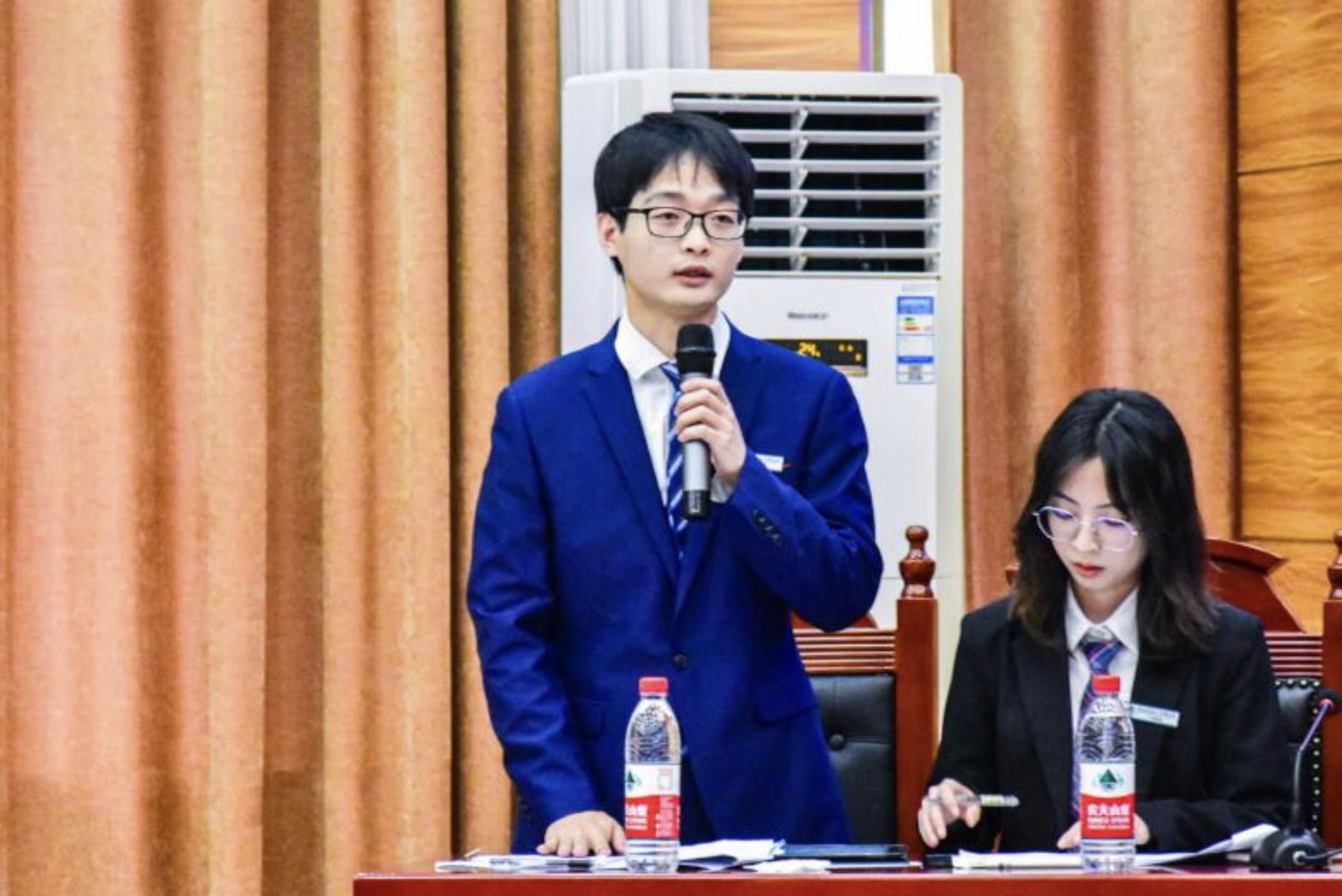 银行辩论赛最新辩题探讨，聚焦银行业热议话题的辩论交锋